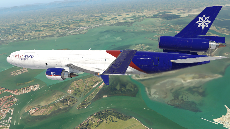 McDonnell Douglas MD-11F Side View